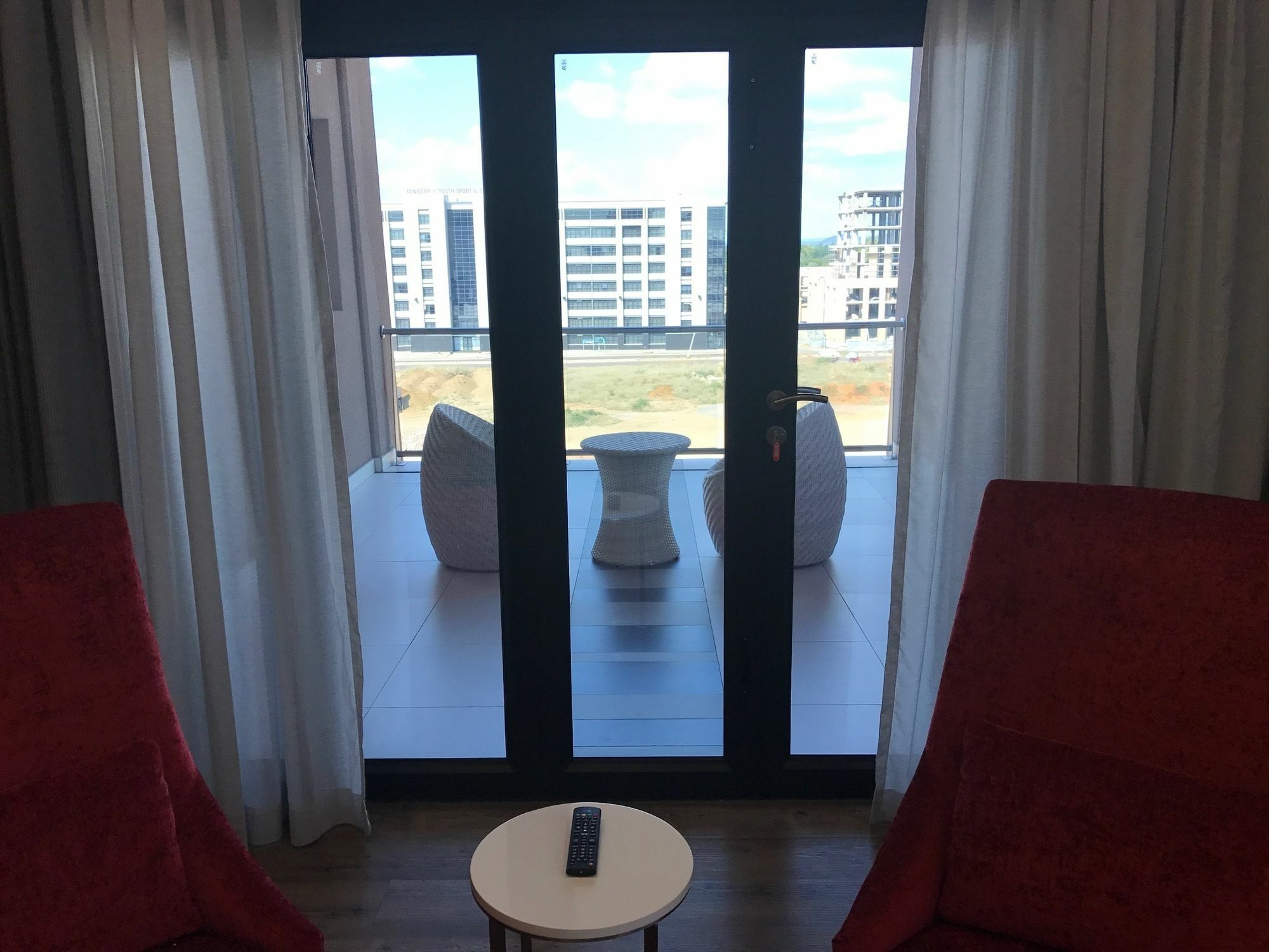 גאבורון Room50Two מראה חיצוני תמונה